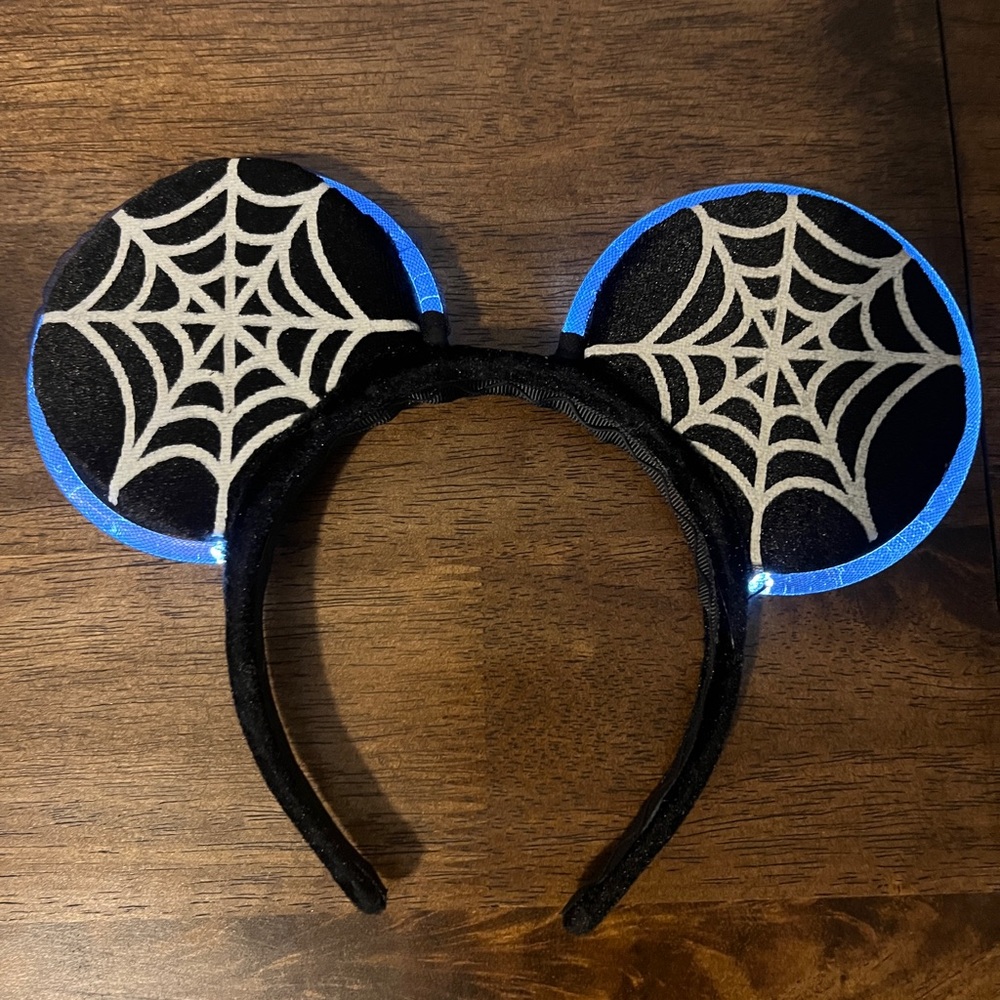 Glow-up Spider Disney Web Ears